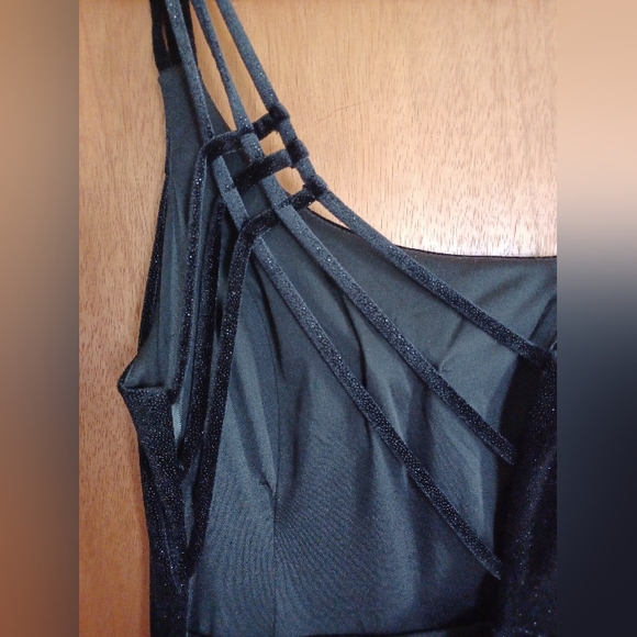 Lillian Formal Glitter Velvet Strappy Back Long Dress Size Medium - Picture 6 of 10